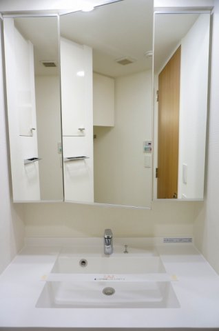 洗面設備　忙しい朝には欠かせない洗面所です