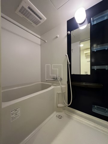 バス・シャワールーム　SERENiTE北浜（セレニテ北浜）　バスルーム