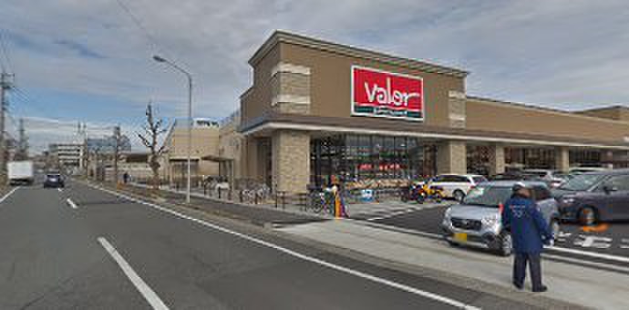 スーパー　バロー高辻（スーパー）まで1000m