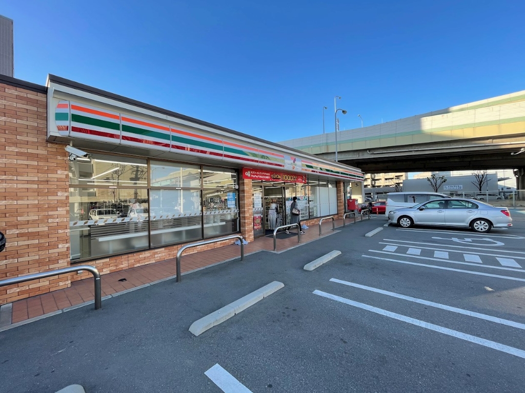 コンビニ　セブンイレブン 博多榎田南店（コンビニ）まで160m