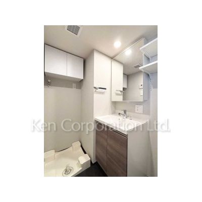 洗面設備　同タイプ4階のお部屋を撮影。仕様が異なることがあります。