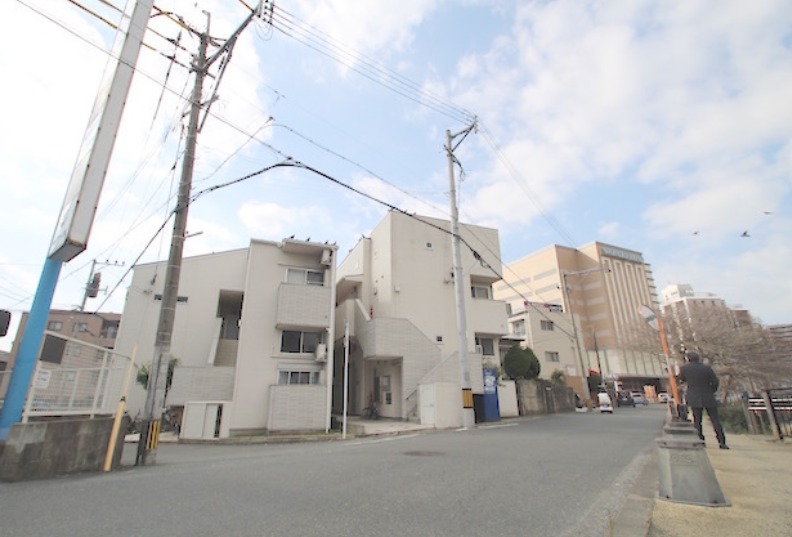 建物外観　南区の人気デザイナーズアパートです