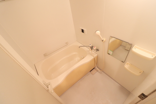 バス・シャワールーム　追い炊き機能付