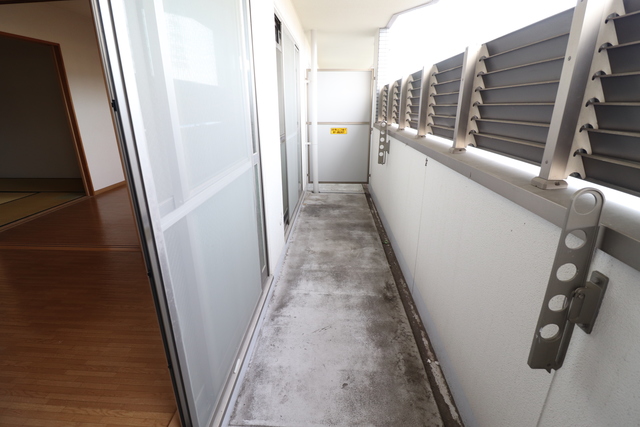 バルコニー　バルコニー