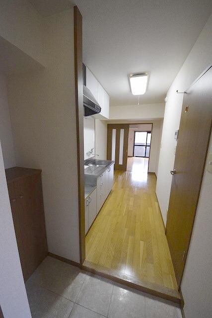 玄関　★玄関からの様子★