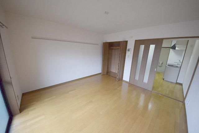 居室・リビング　★フローリングの洋室★