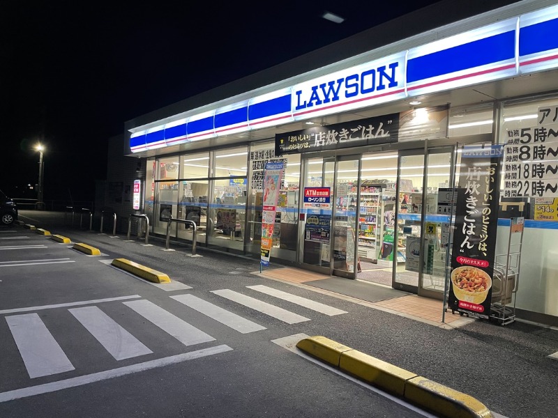 コンビニ　ローソン札幌北13条東店（コンビニ）まで273m