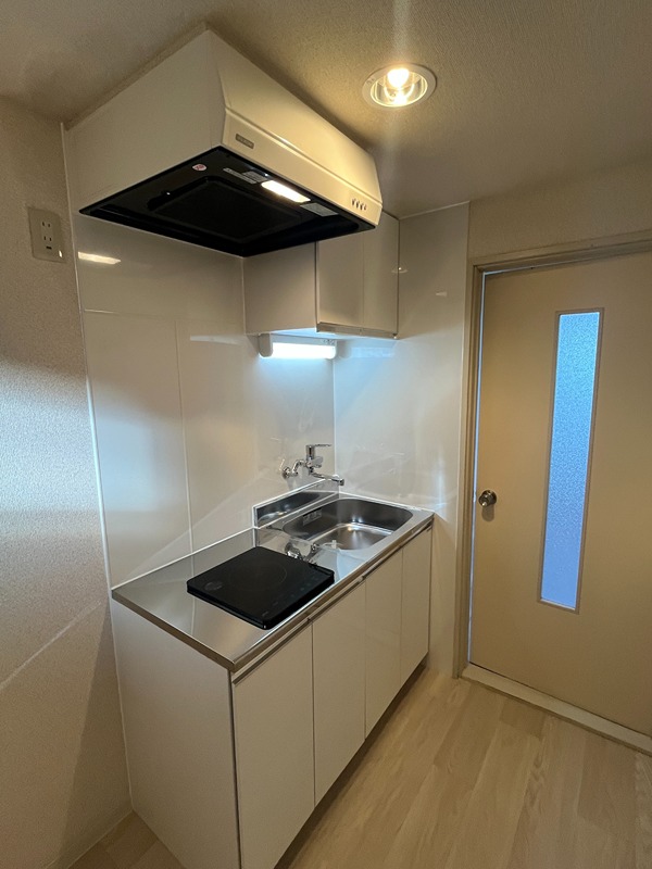 キッチン　キッチンリフォーム入替イメージ