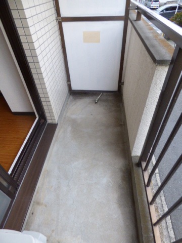 バルコニー　シンプルなバルコニー