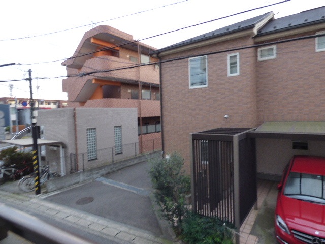 眺望　バルコニーの向こう側