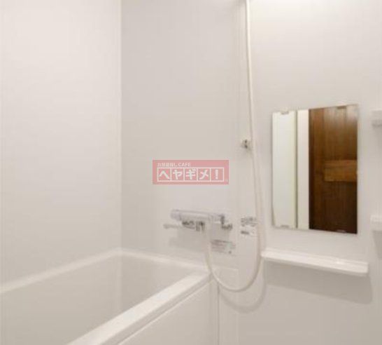 バス・シャワールーム　洗面