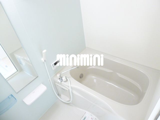 バス・シャワールーム　追い焚き機能付きバスルーム