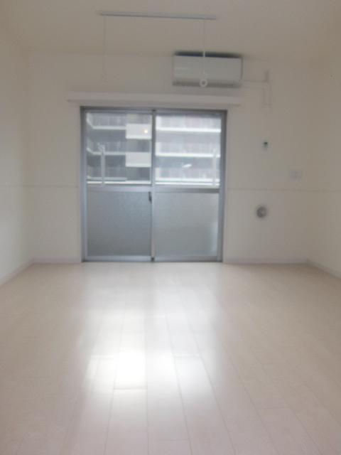 居室・リビング　居室１