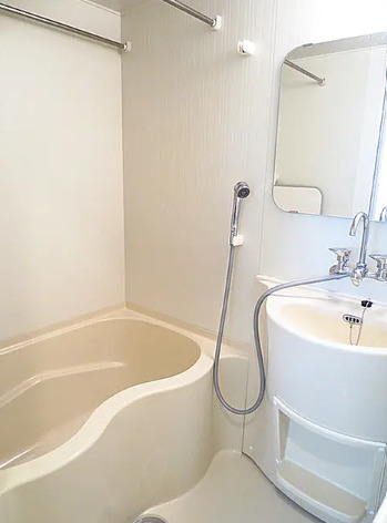 バス・シャワールーム　※別部屋写真参照