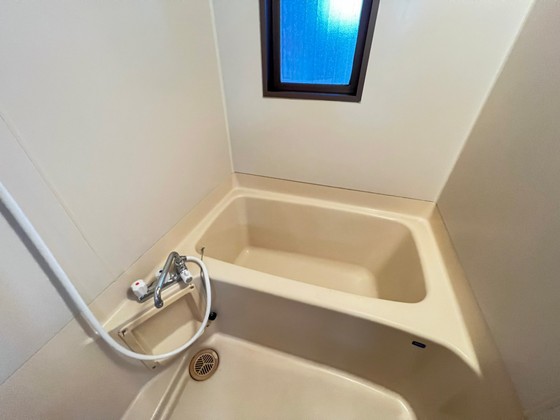 バス・シャワールーム　掲載写真は同マンション別部屋参考写真となります。