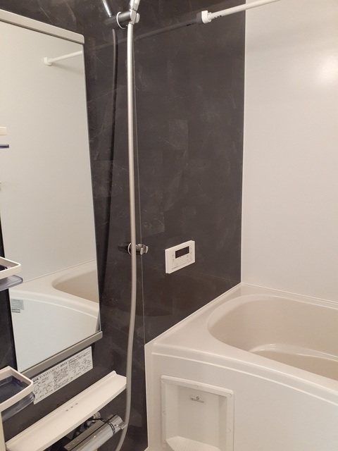 バス・シャワールーム　浴室