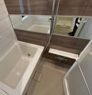 バス・シャワールーム　バス