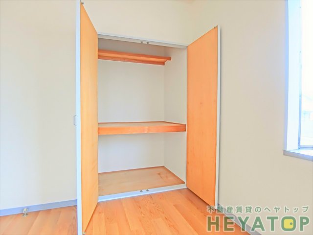 収納　洋室の収納（同仕様写真）