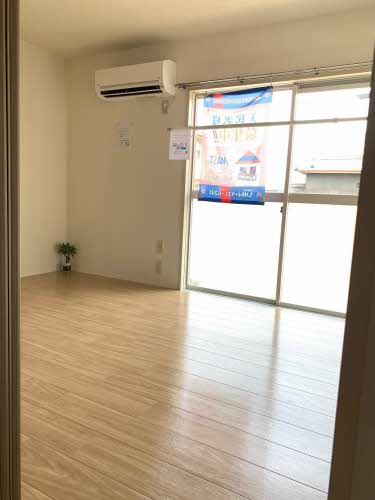 居室・リビング　きれいな洋室です