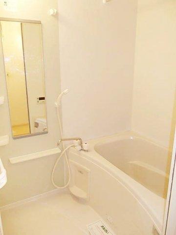 バス・シャワールーム　お風呂です