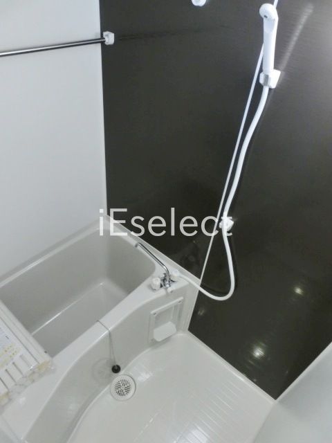 バス・シャワールーム　きれいなバスルーム