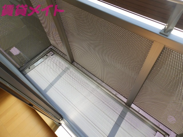 バルコニー　同型参考写真