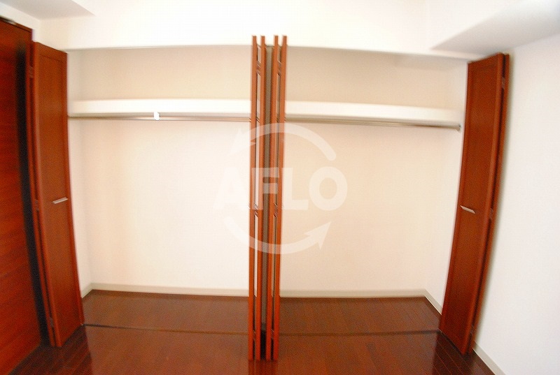 収納　カスタリア阿倍野　クローゼット