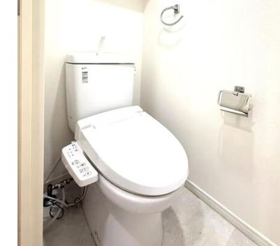 トイレ　コンパクトで使いやすいトイレです