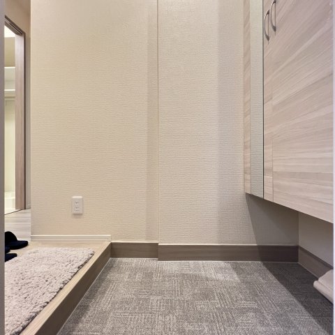 玄関　同仕様タイプです