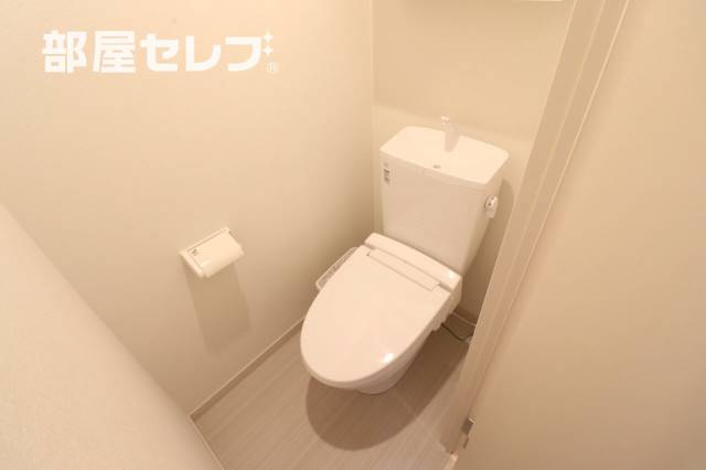 トイレ　※新築のため、同タイプの写真です。