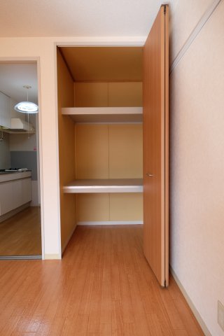 収納　同タイプ別室画像の為、現況優先でご了承下さい