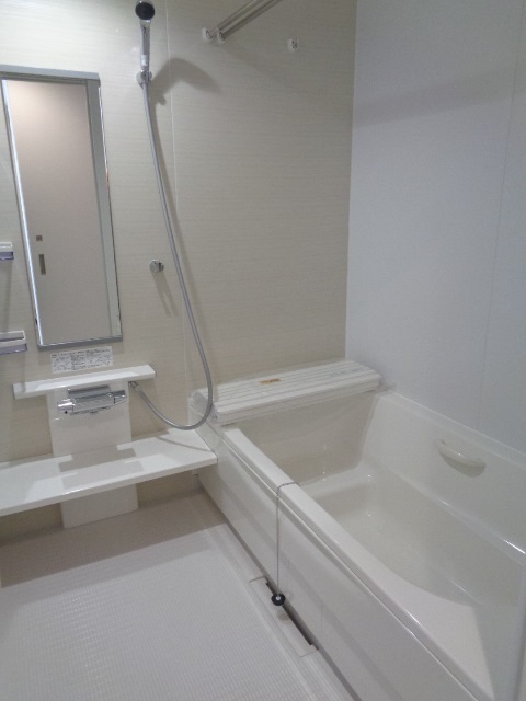 バス・シャワールーム　１日の疲れを癒すバスルーム☆