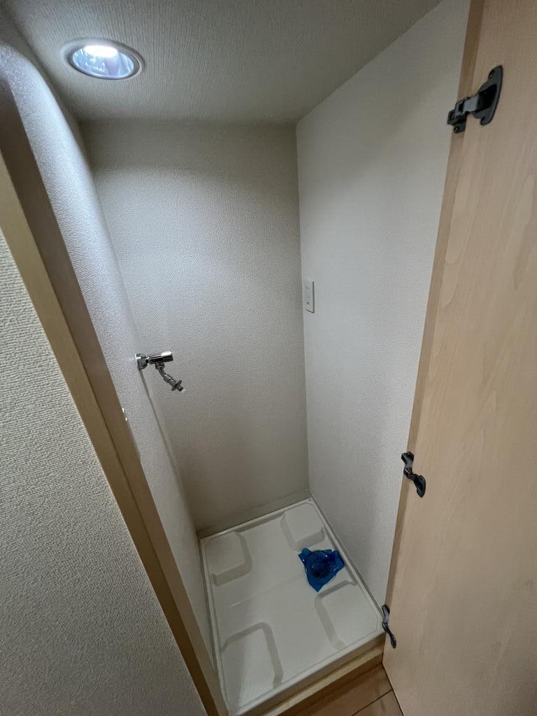 その他設備　同タイプ別部屋　参考写真　洗濯機置場