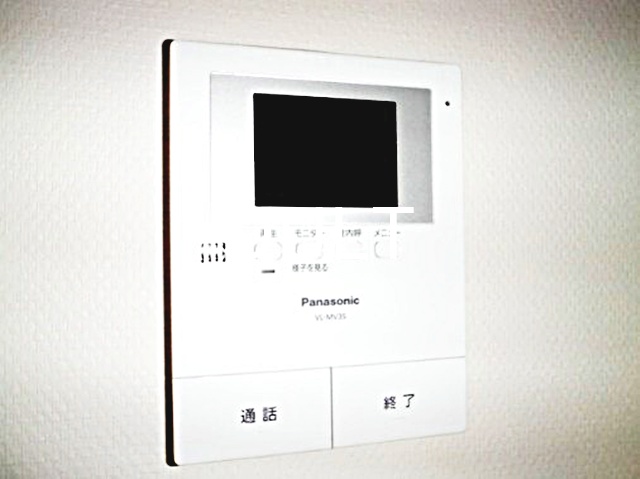 セキュリティ　モニター付きインターホンです。