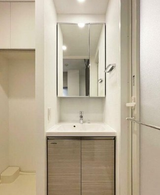 洗面設備　忙しい朝には欠かせない洗面所です