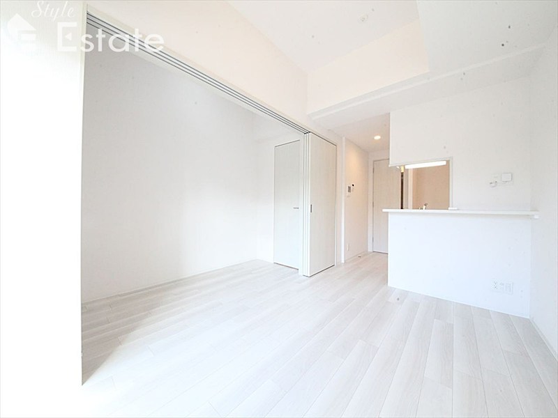 居室・リビング　内装