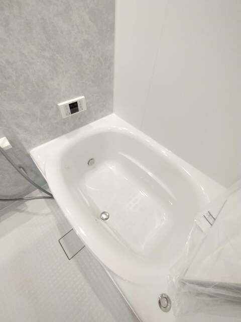 バス・シャワールーム　建築中の写真となります。