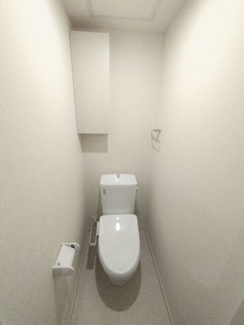 トイレ　建築中の写真となります。