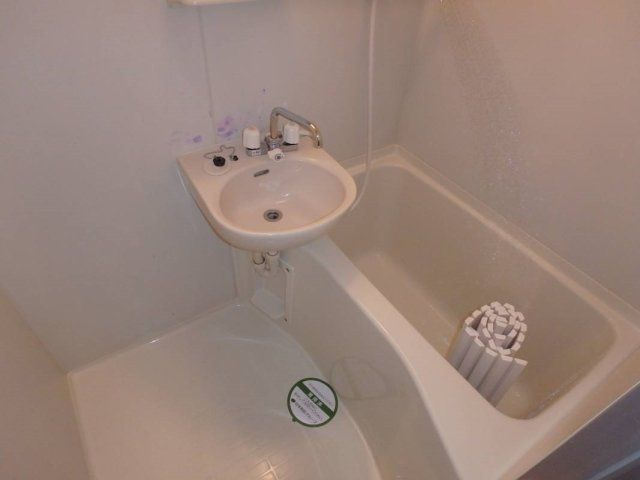 バス・シャワールーム　バス