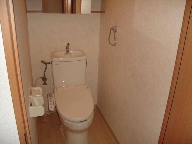 トイレ　シャワー付トイレ（イメージ）