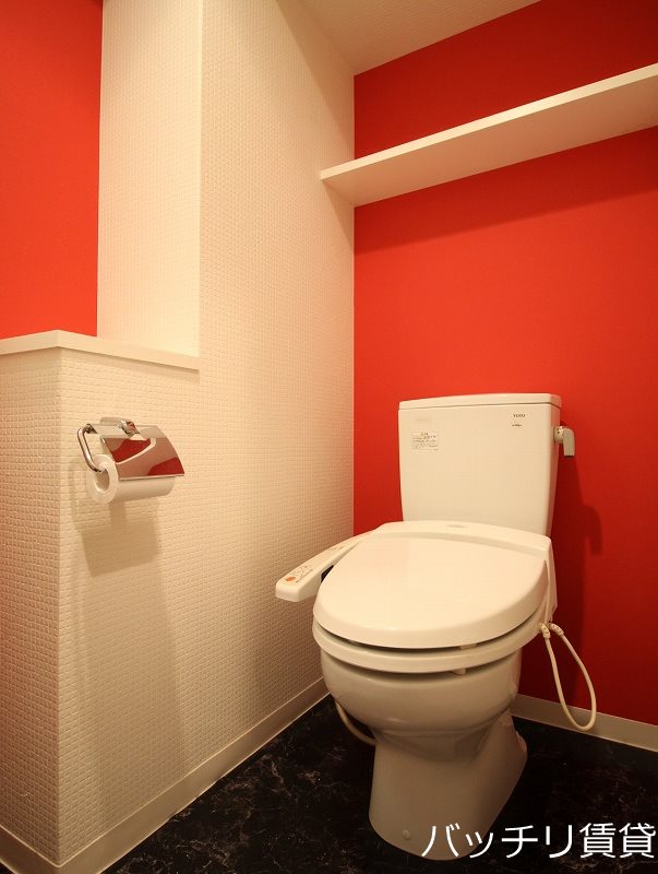 トイレ　同型タイプの為現状優先