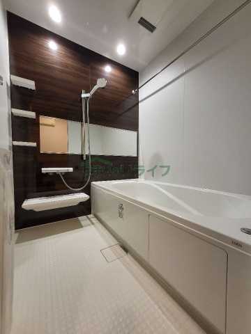 バス・シャワールーム　別部屋参考写真となります。