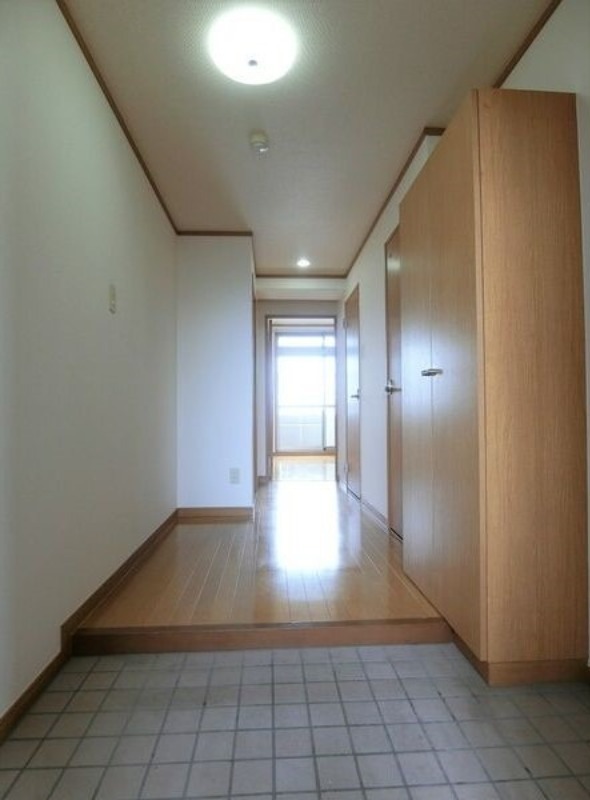 玄関　図面と現状に相違がある場合には現状を優先