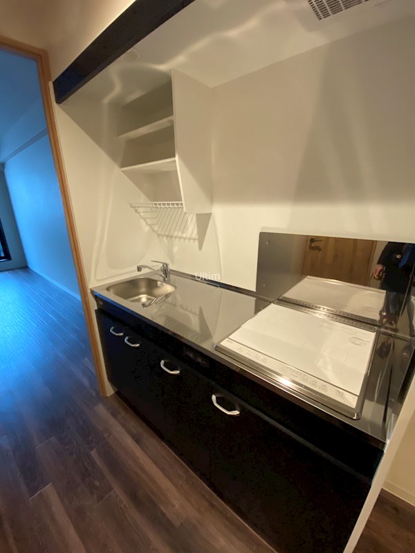 キッチン　同タイプの別部屋の写真です。ご参考までに