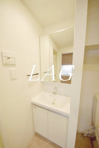 洗面設備　洗面台です。