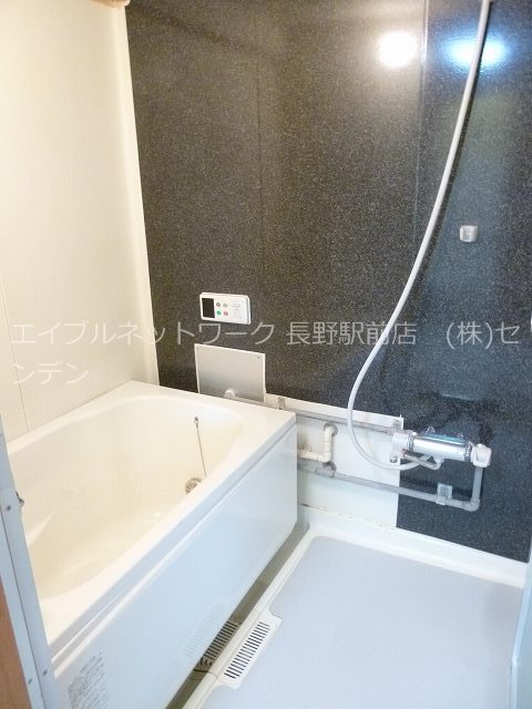 バス・シャワールーム　画像は206号室です（参考）