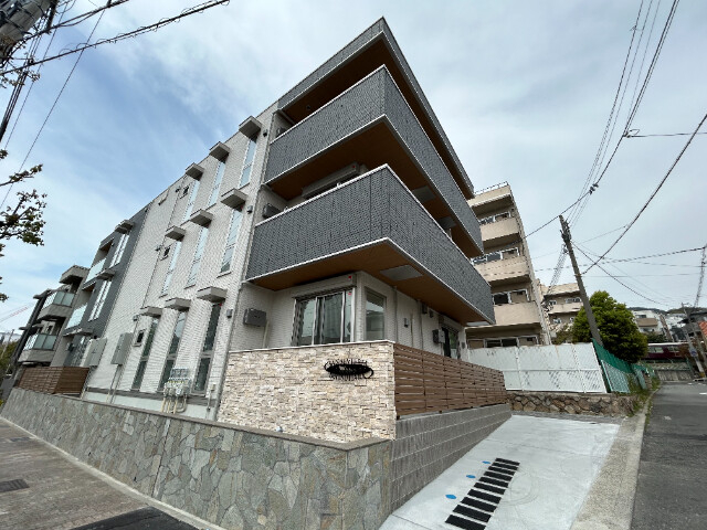 建物外観　東灘区森北町『Ｓａｎｓｅｖｉｅｒｉａ夏原』