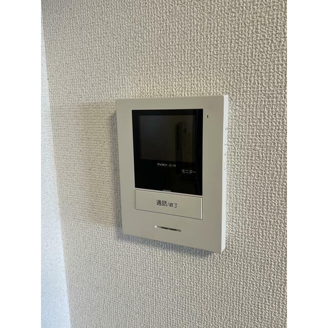 セキュリティ　モニター付きインターホン　※他部屋１Ｒの画像です