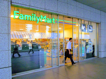 コンビニ　ファミリーマート 品川グランパサージュ店（コンビニ）まで180m