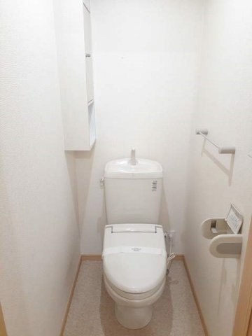 トイレ　コンパクトで使いやすいトイレです